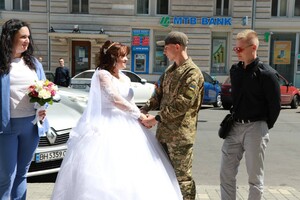 Романтика во время войны: как защитник женился в Одессе