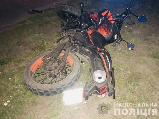 Дівчинка загинула на місці: на Рівненщині мотоцикліст на смерть збив дитину