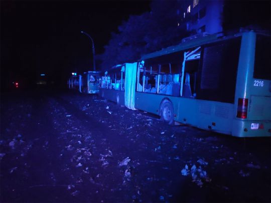 Рашисти обстріляли три райони Харкова: пошкоджено багатоповерхівки та комунікації (відео)