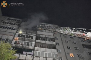 Ночью в одесской девятиэтажке произошел пожар: погибли два человека (фото, видео)