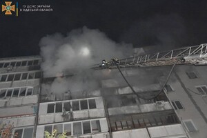 Ночью в одесской девятиэтажке произошел пожар: погибли два человека (фото, видео)