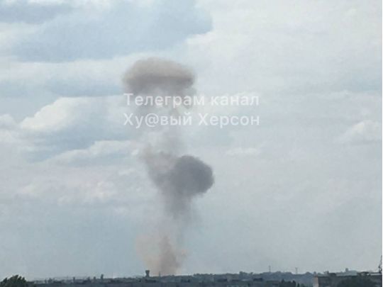 В окупованих Херсоні, Мелітополі та Криму пролунали вибухи: що відомо