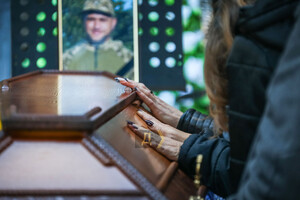 В Одессе прощались с погибшими морпехами 