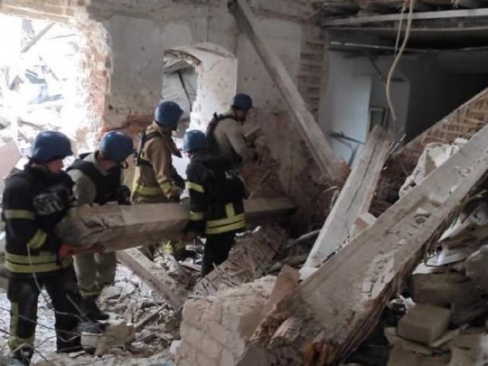 Під завалами на території Святогірської лаври знайшли ще одного загиблого — ДСНС (фото)