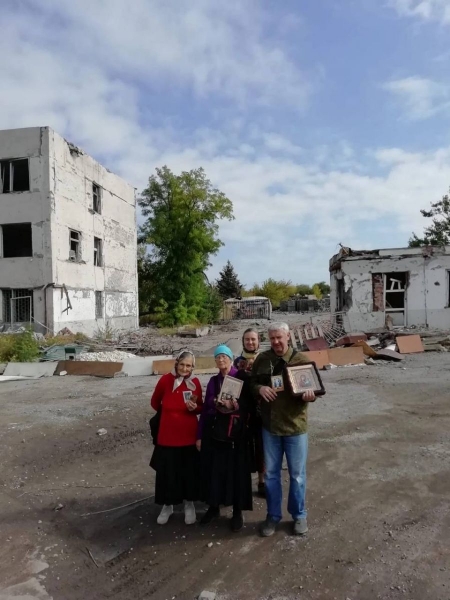 «Щось більш комічне придумати важко»: як в окупованому Маріуполі рашисти виганяли демонів «Азова» та ЗСУ" (фото)