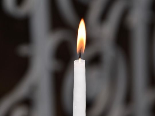 Нехай буде світло: як самостійно зробити свічку тривалого горіння, яка не згасне 12 годин