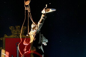 Ночью в Одессе снесли памятники Екатерине II и Суворову