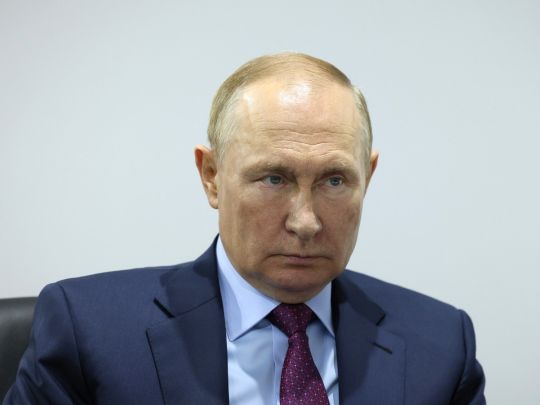 «путін втратив твердий ґрунт під ногами, якщо настільки очевидно навпомацки пробує загравати з усіма», — політолог