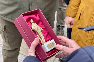 Глава МИД Франции пряталась от обстрелов в бомбоубежище под Оперным театром в Одессе