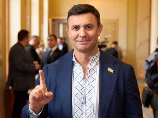 «Перепутав» схід України з Південно-Східною Азією: Миколу Тищенка виключили з партії «Слуга народу» за поїздку на курорт