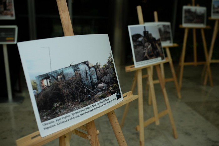 В Сеймі Литви представили виставку про історію протистояння рф у Київській області