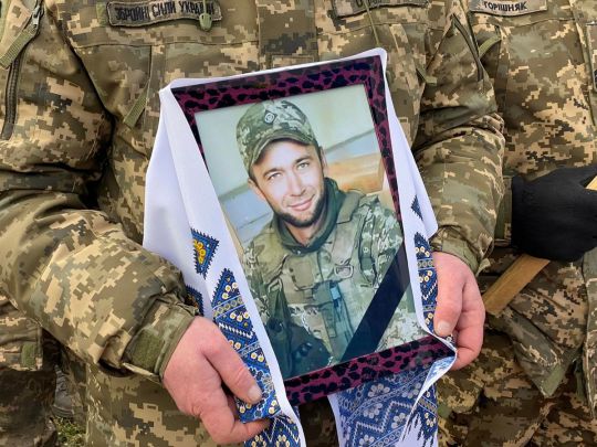 Прослужив лише кілька місяців: ворожий обстріл обірвав життя українського захисника