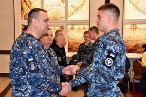 В Одессе состоялся выпуск офицеров Морской академии: выпускников поздравил Президент Украины
