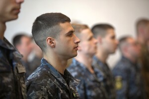 В Одессе состоялся выпуск офицеров Морской академии: выпускников поздравил Президент Украины