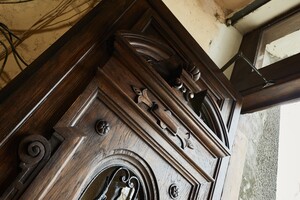 Одесситы сами восстановили старинную дверь в доме Фельдмана