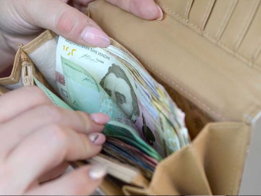 Чому не можна викидати старий гаманець і що робити, щоб гроші завжди були у новому