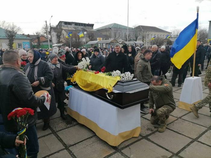 Найважливіше для нього у житті були кохана і син: історія про українського захисника, який поліг на Донеччині
