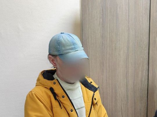 Страшна помста: під Києвом судитимуть чоловіка, який викинув собаку дружини з вікна багатоповерхівки