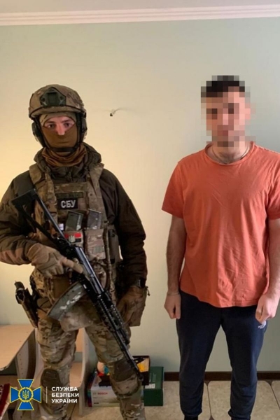 Вітаю, військкомате: СБУ заблокувала десятки телеграм-каналів, які допомагали ухилянтам уникнути вручення повісток (фото)