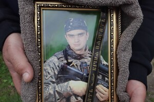 В Одесской области простились с погибшим Виталием Холодовым