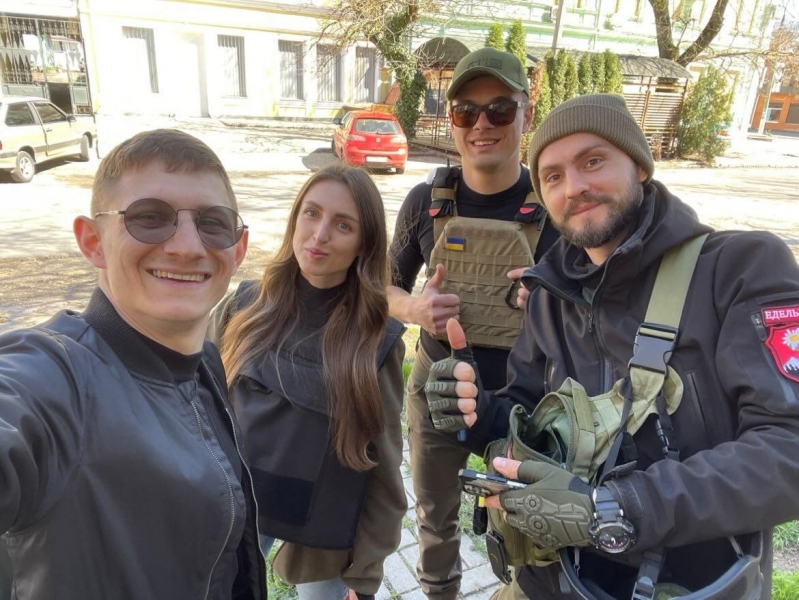 «Били струмом, залізними палицями та одягали на голову пакети»: військкор Дар’я Литовченко про роботу у звільненому Херсоні