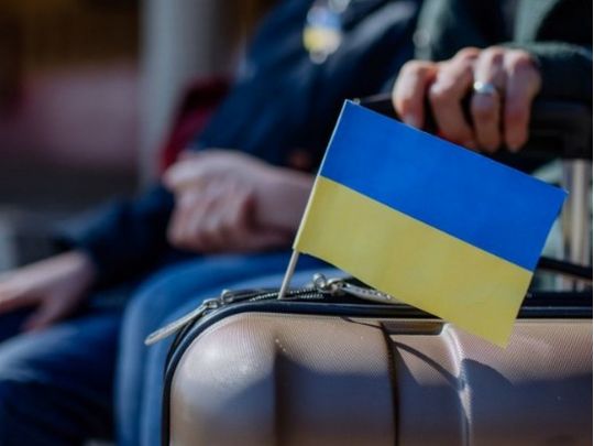Як легально виїхати за кордон, кому це дійсно потрібно: юрист дав кілька порад
