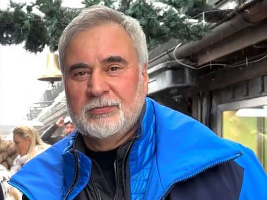 Надто довго жив у рф: Валерій Меладзе злякався запитання про війну та втік від журналістів