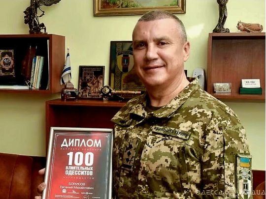 Розкішна вілла в Іспанії та елітний позашляховик: одеський військком потрапив у корупційний скандал (фото)