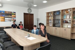 В Одесской области жене погибшего воина вручили орден "За мужество"