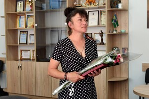 В Одесской области жене погибшего воина вручили орден "За мужество"
