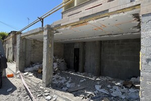 В Одессе демонтировали незаконный объект на Долгой