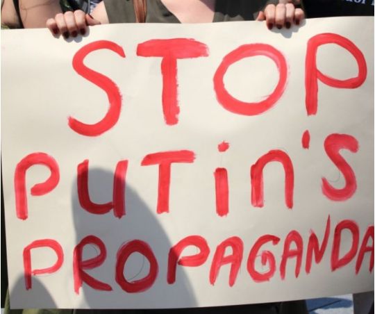 Добровольці створили інформагентство «Захисник України» для боротьби із російською пропагандою