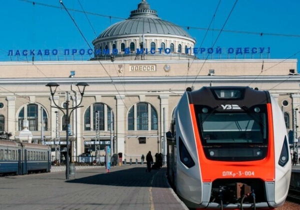Укрзализныця анонсировала новый график движения поездов из Одессы
