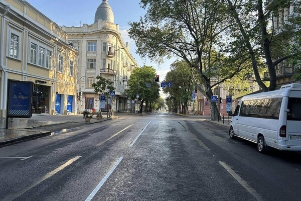 В центре Одессы обустраивают еще одну платную парковку