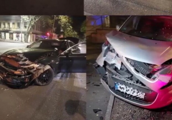 На Ришельевской произошло сокрушительное тройное ДТП