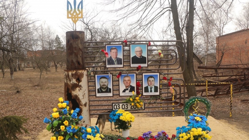 «Він живий для нас. Я його провела на роботу, а мертвим не бачила»: через рік після удару по Охтирській ТЕЦ не можуть знайти всіх загиблих