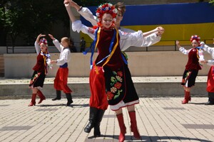 В Одессе проходит фестиваль "Планета счастливых детей".