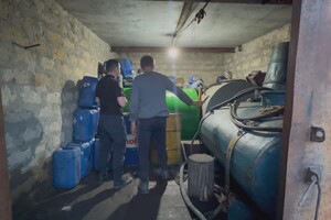 За ночь до полутора тысяч литров: в Одесской области воровали горючее на железной дороге