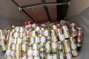 Одесская область продолжают помогать Херсонской: передали лодки и воду