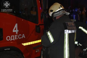 Страшный пожар: на Героев обороны Одессы горела квартира
