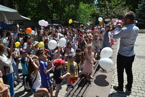 В Одессе проходит фестиваль "Планета счастливых детей".
