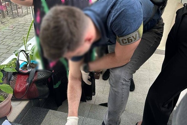 В Одесской области разоблачили чиновников, которые брали взятки за обеспечение победы в тендерах