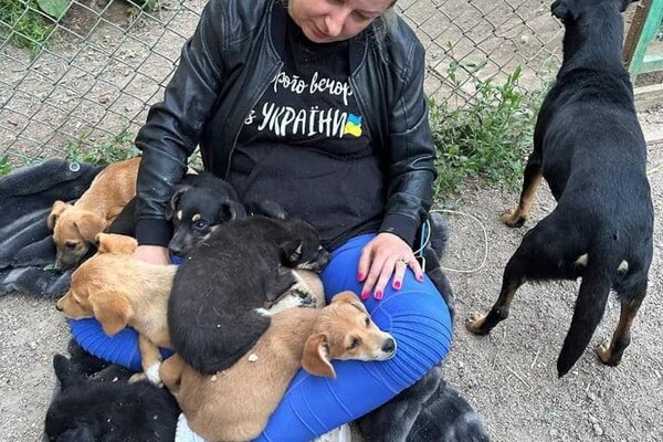 Одесская область продолжают помогать Херсонской: передали лодки и воду
