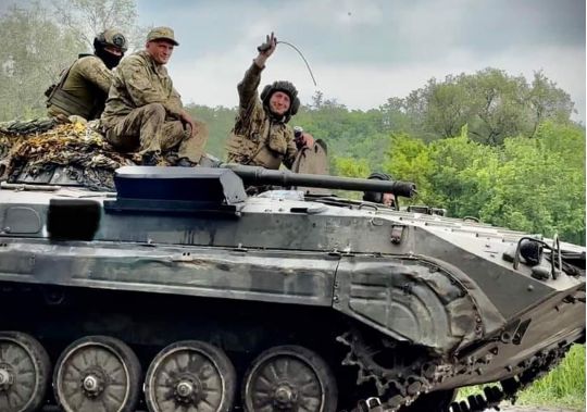 Майже 500 окупантів, гелікоптер та 10 крилатих ракет: в Генштабі назвали втрати ворога за добу