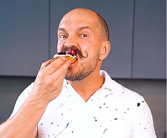 Маринована черешня від судді «Мастер Шефа» Ярославського: легко, незвично і смачно (відео)