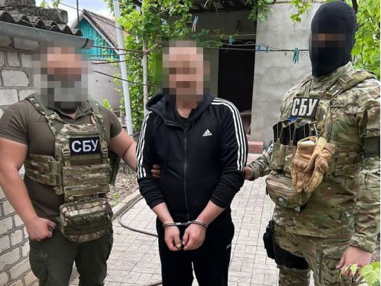 СБУ затримала охоронця колишньої російської катівні у Херсоні