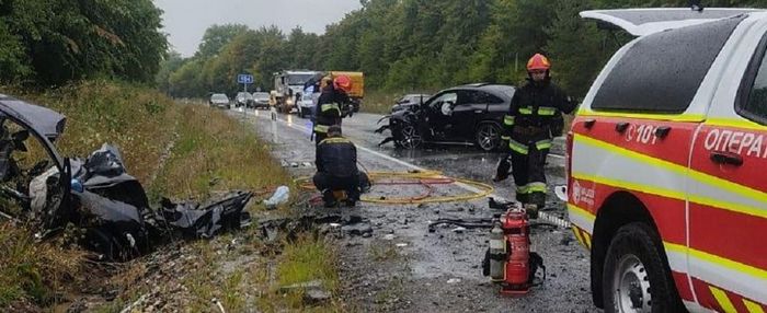«Визнай свою вину! Загинули двоє молодих людей…»: батьки молодої пари, життя якої забрала автотроща, нарікають на затягування справи