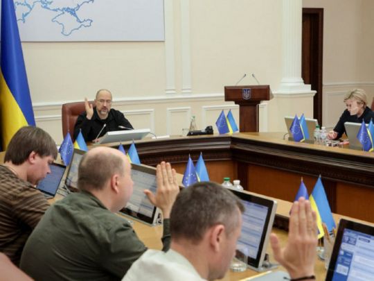 В Україні оновили Порядок обчислення середньої зарплати для розрахунку страхових виплат: внесено важливі зміни