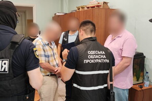 2000 долларов США за бюджетное место: в одном из одесских колледжей брали взятки