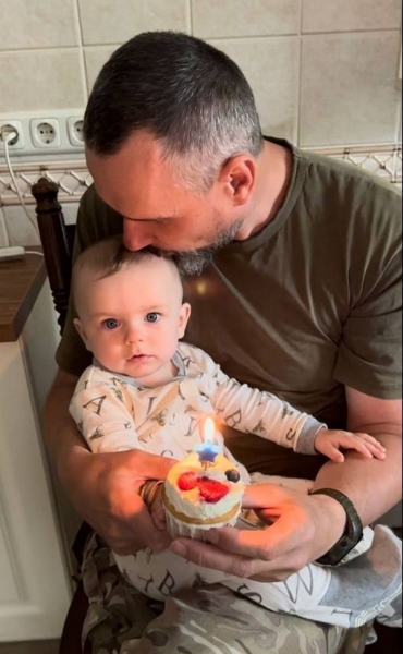 Олег Сенцов після контузії повернувся до родини